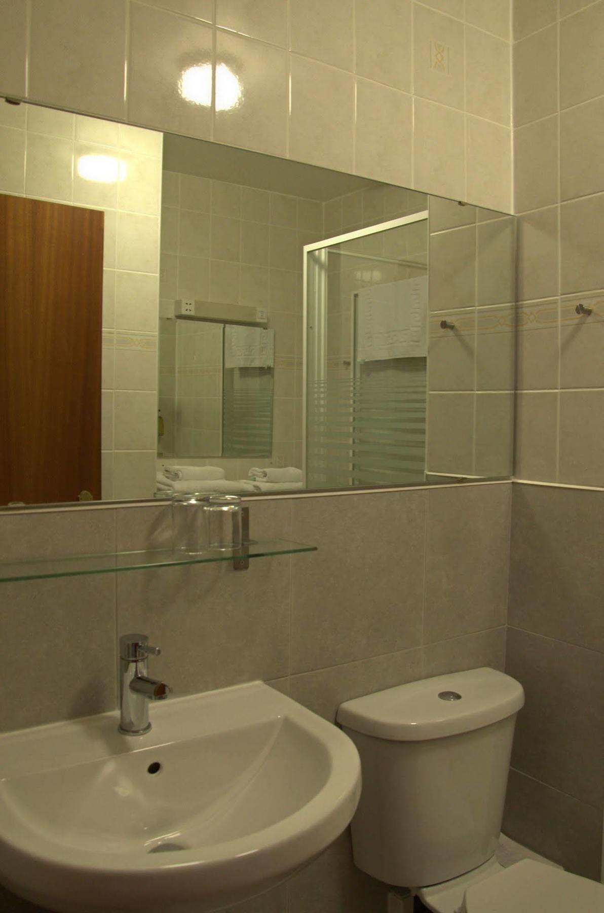 Отель Rob Roy 3*